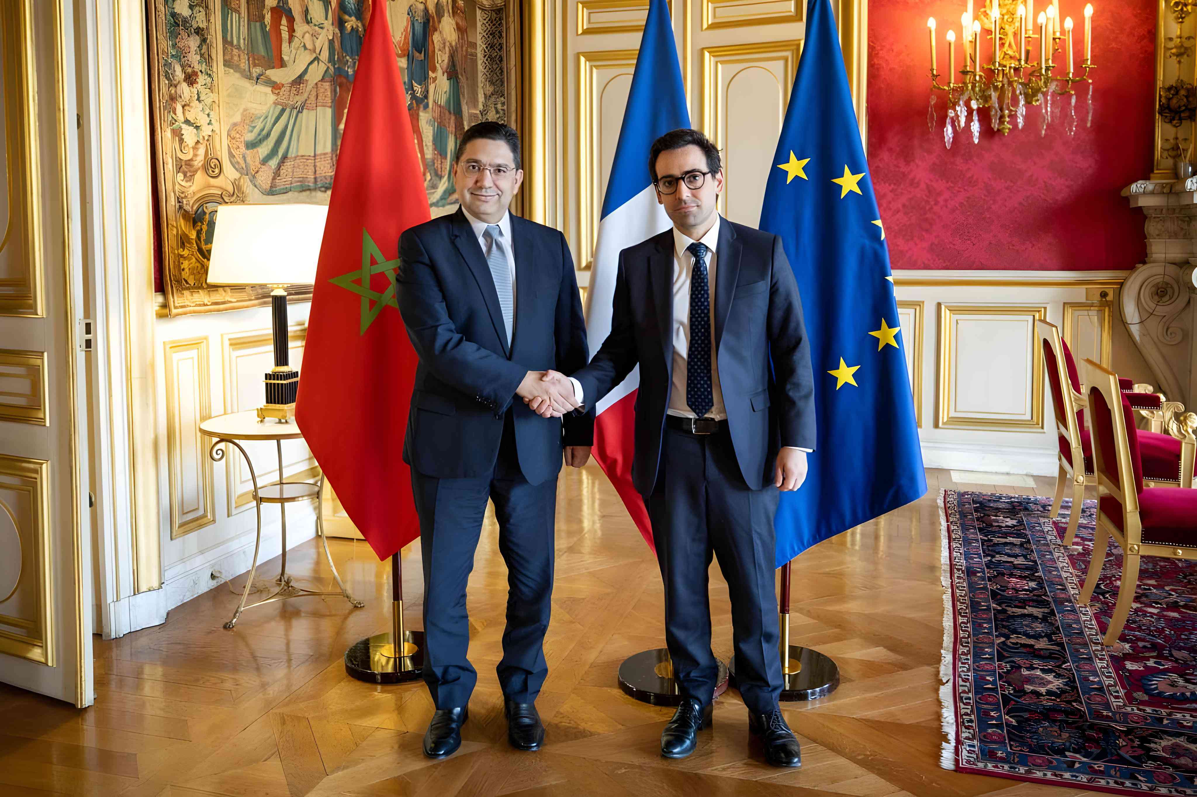 وزير الخارجية الفرنسي يؤكد امام نظيره المغربي ان باريس والرباط تجمعهما علاقة فريدة  