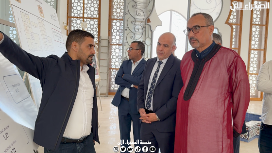 رئيس جهة الداخلة الخطاط ينجا يتفقد مشروع بناء مركز التكوين في مهن الصناعة التقليدية
