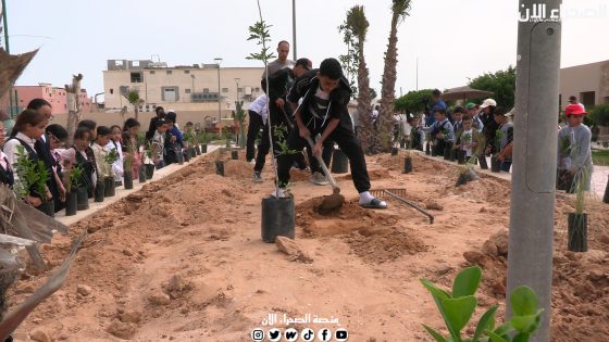 يوم تحسيسي نظمه عدد من الجمعيات بمقر نادي الكهربائيين بالداخلة تحت شعار “يدا في يد لنحمي بيئتنا بالداخلة”