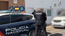 {"remix_data":[],"remix_entry_point":"challenges","source_tags":["local"],"origin":"unknown","total_draw_time":0,"total_draw_actions":0,"layers_used":0,"brushes_used":0,"photos_added":0,"total_editor_actions":{},"tools_used":{"transform":1},"is_sticker":false,"edited_since_last_sticker_save":true,"containsFTESticker":false}