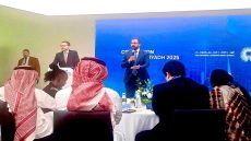 {"remix_data":[],"remix_entry_point":"challenges","source_tags":["local"],"origin":"unknown","total_draw_time":0,"total_draw_actions":0,"layers_used":0,"brushes_used":0,"photos_added":0,"total_editor_actions":{},"tools_used":{"transform":1},"is_sticker":false,"edited_since_last_sticker_save":true,"containsFTESticker":false}