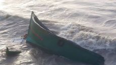 العثور على قارب صيد تقليدي فارغ قرب “امطلان”.. والسلطات تبحث عن بحاريه المفقودي