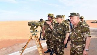 تحركات عسكرية جزائرية مفاجئة قرب الحدود المغربية ترفع درجة التأهب