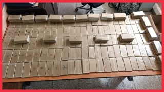 الداخلة..توقيف شخص بحوزة 17 كيلوغراما من الشيرا ودراجة نارية ومبلغ مالي