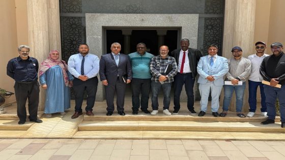 بمبادرة من رئيس جهة الداخلة مقر الجهة يحتضن لقاءا لحل إشكاليات نقل الأطفال إلى المخيمات الصيفية